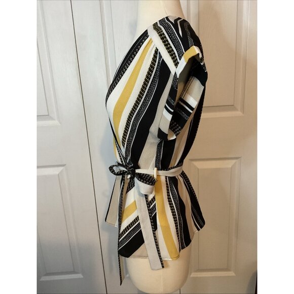 Monteau Los Angeles Black Yellow White Top Blouse Size Medium - Picture 3 of 4